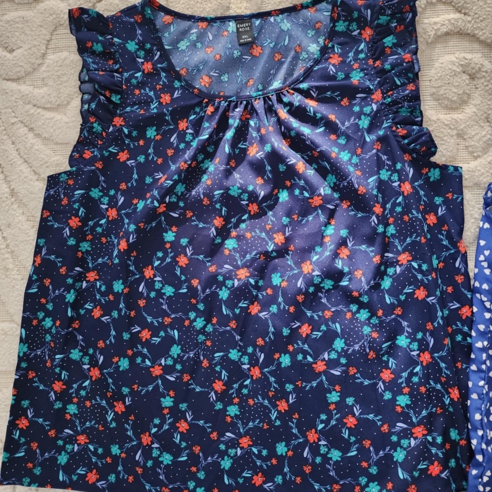 Sleeveless top